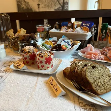Borgo Lungofiume Bed & Breakfast *